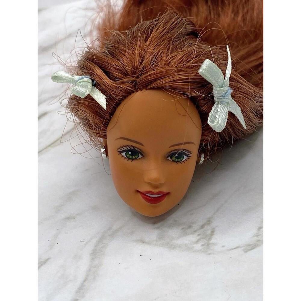 Vtg. Barbie Head- Teresa Glam N Groom Bows  Brunette Green Eyes Earrings B16